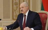 Лукашенко заявив, що не відправить армію на територію України