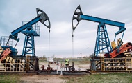 Російська нафта продається з рекордними знижками через мита Трампа